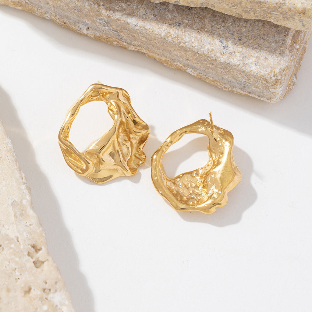18K gold stainless steel hollowed-out embossed pleated earrings