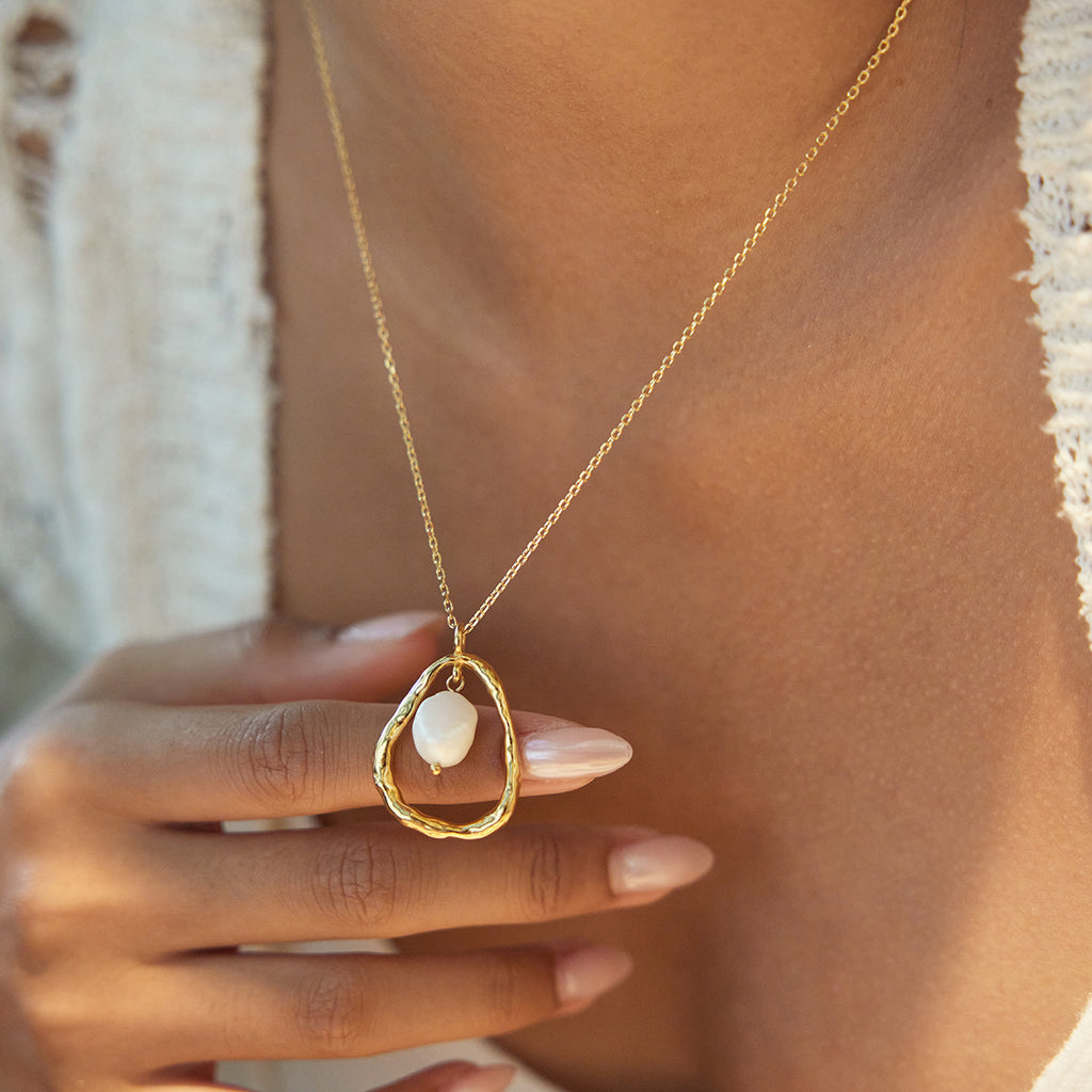 Stainless steel freshwater pearl necklace collarbone chain