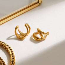 Load image into Gallery viewer, Stainless steel line perforated multi-layer ear clips