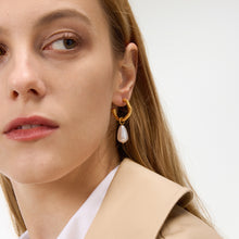 Load image into Gallery viewer, Stainless steel resin pearl stud earrings