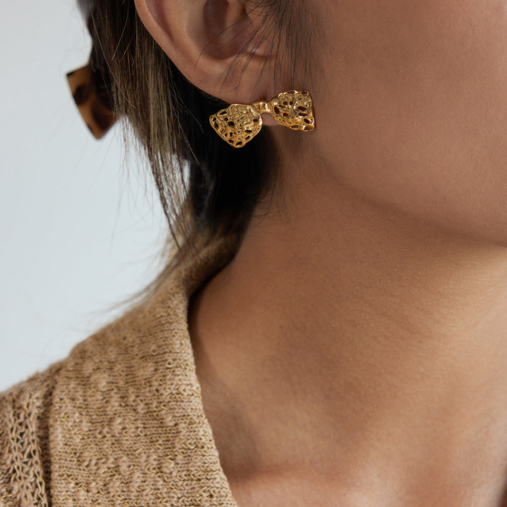 18K gold stainless steel bow stud earrings