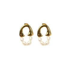 Load image into Gallery viewer, Golden stainless steel freshwater pearl earrings