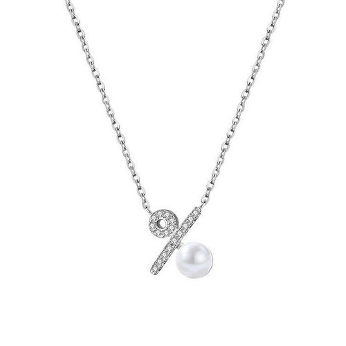 Simple, fashionable and elegant, niche design, percentage symbol, copper micro-inlaid white zirconium beaded pearl necklace, collarbone chain