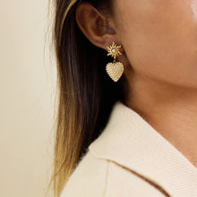 Load image into Gallery viewer, Golden stainless steel pearl heart-shaped rhinestone pendant earrings
