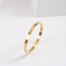 Load image into Gallery viewer, 18K gold stainless steel checkered bracelet