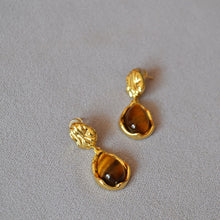 Load image into Gallery viewer, Water-drop tiger&#39;s eye stone brass gold-plated earrings