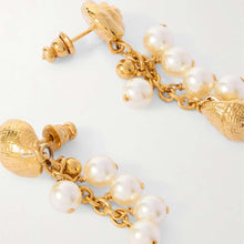 Load image into Gallery viewer, Stainless steel conch pearl pendant earrings