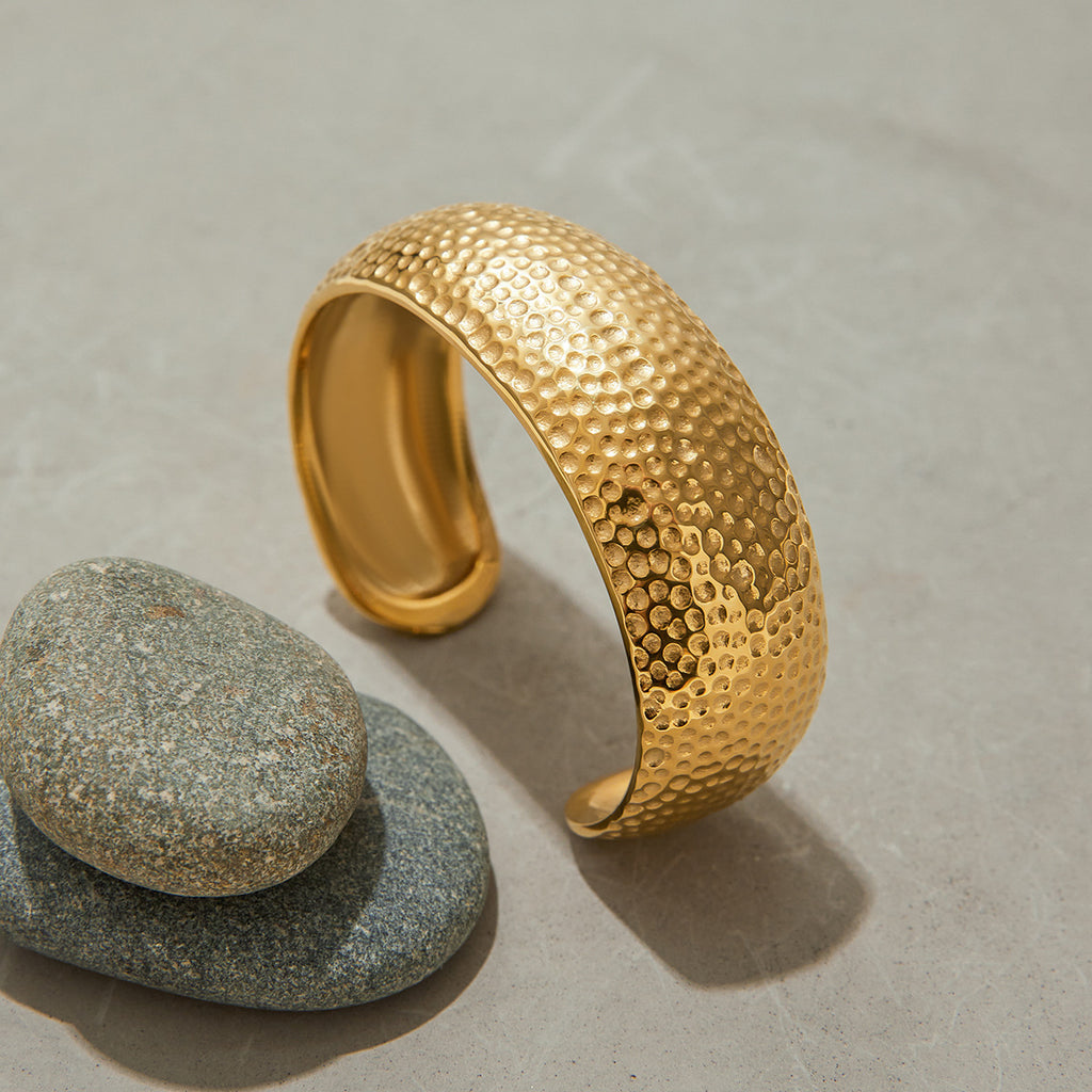 Golden stainless steel hammer-textured wide-faced bracelet