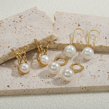 Load image into Gallery viewer, Imitation pearl earrings
