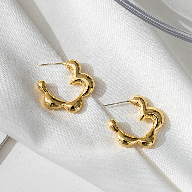 925 Silver needle petal small C-shaped earrings