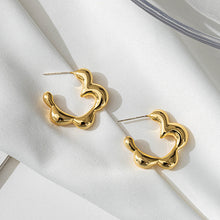 Load image into Gallery viewer, 925 Silver needle petal small C-shaped earrings