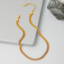 Load image into Gallery viewer, Stainless steel flat chain necklace