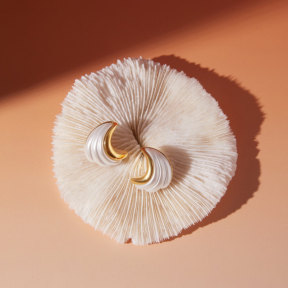 18k stainless steel resin pearl stud earrings