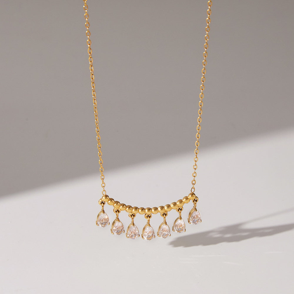 Golden stainless steel teardrop-shaped zircon necklace
