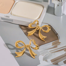 Load image into Gallery viewer, Stainless steel bow stud earrings