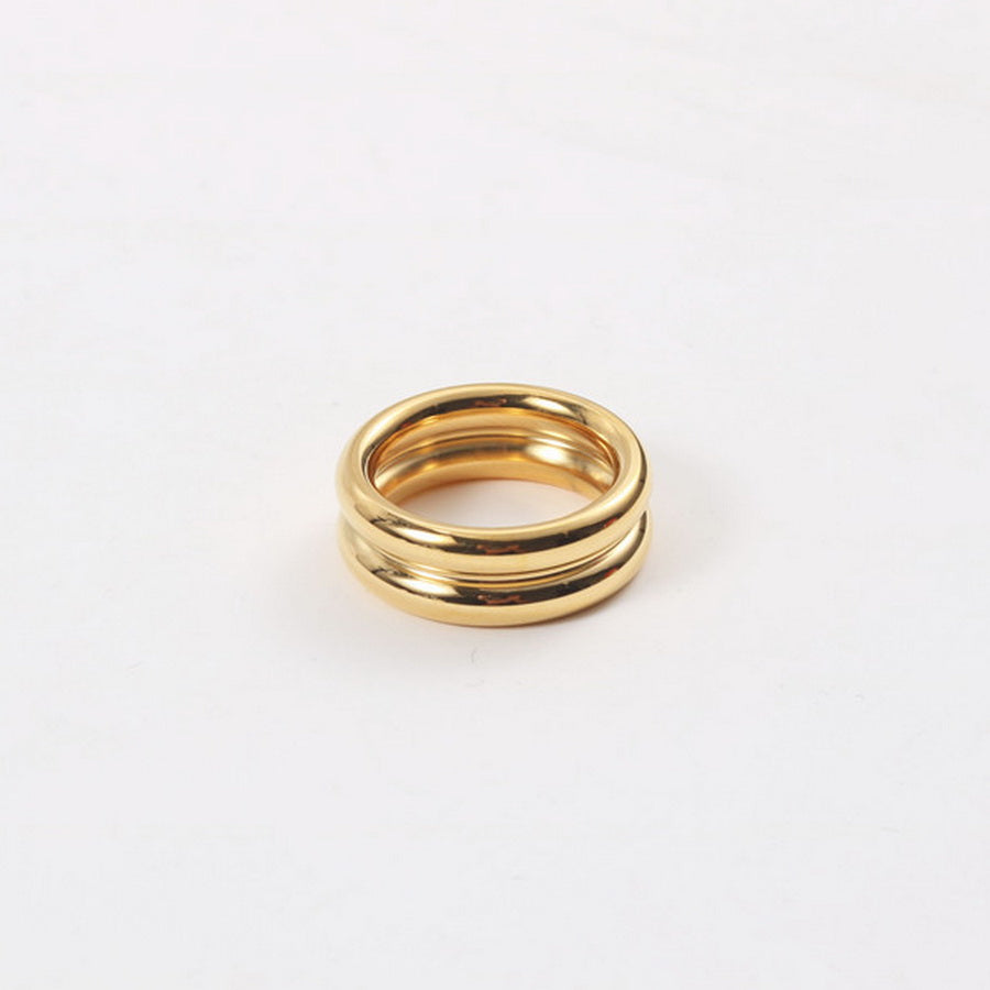 One plain stainless steel ring