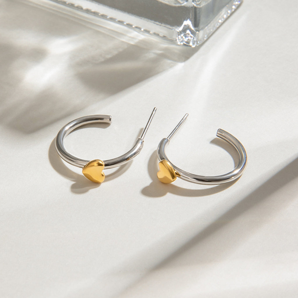 Stainless steel gold and silver color-matched simple heart-shaped earrings