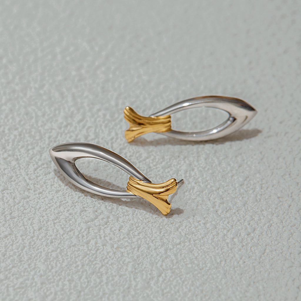 Stainless steel gold and silver color-matched fish-shaped earrings