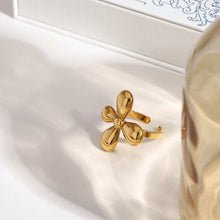 Load image into Gallery viewer, 18K gold stainless steel smooth flower four-petal flower opening ring