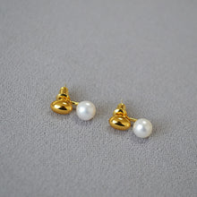 Load image into Gallery viewer, Brass gold-plated small gold bean freshwater pearl 925 silver needle earrings