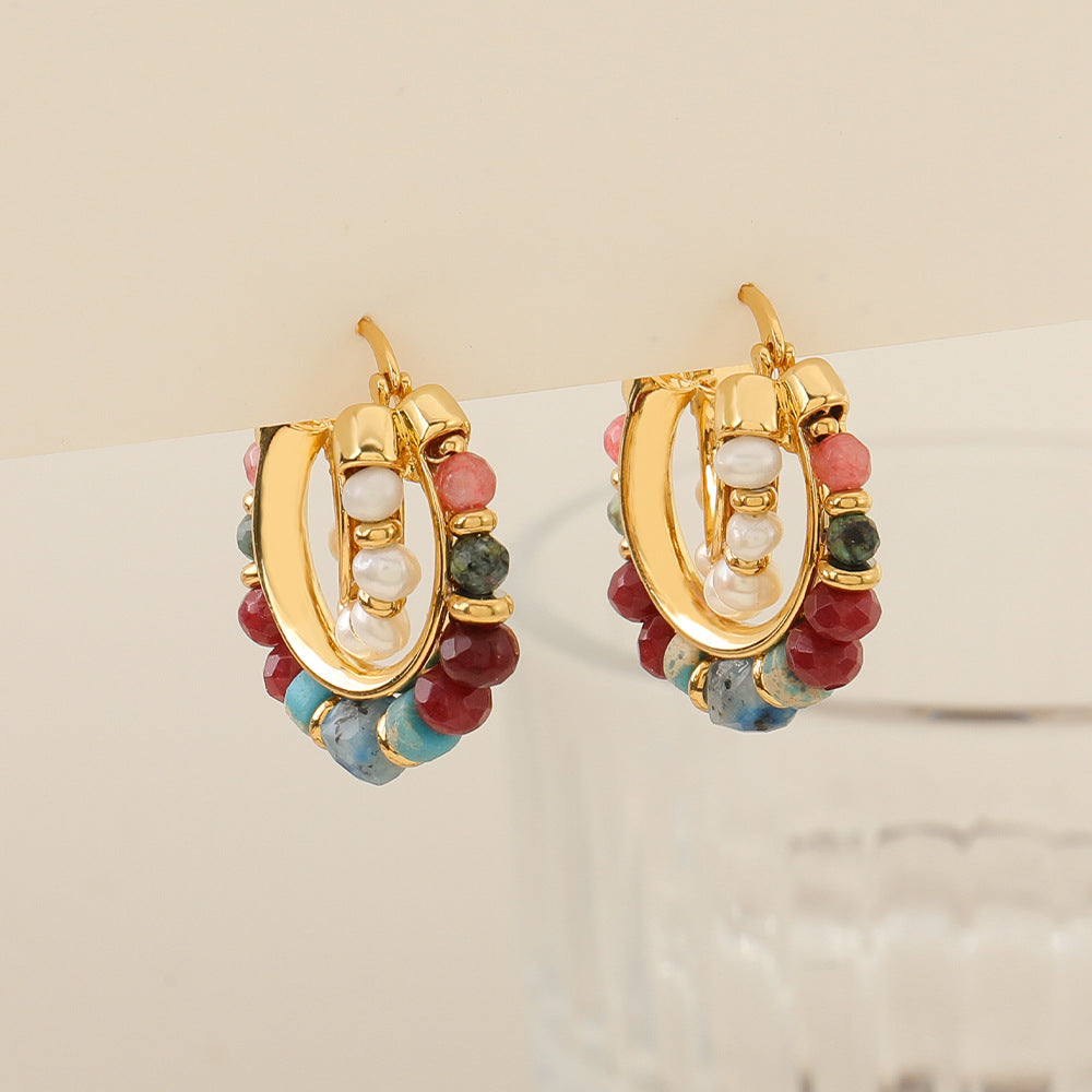 Colored frisbee beaded C-shaped earrings