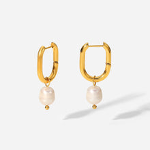 Load image into Gallery viewer, Golden stainless steel freshwater pearl pendant U-shaped earrings