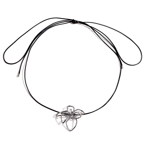 Stainless steel simple line flower hammer pattern pendant tied rope necklace