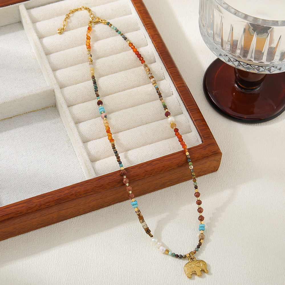 Red agate, natural freshwater pearl, hand-beaded necklace