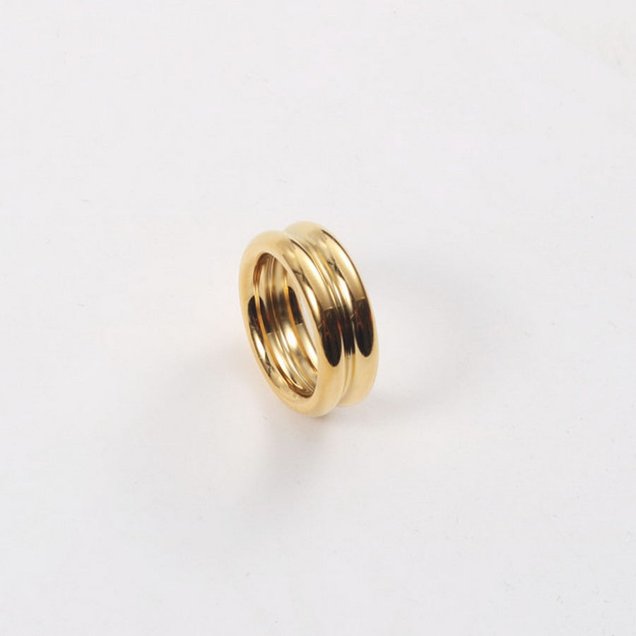 One plain stainless steel ring