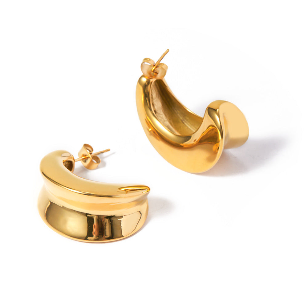 Golden stainless steel C-shaped earrings