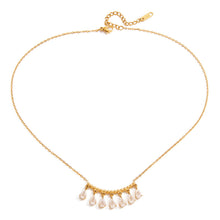 Load image into Gallery viewer, Golden stainless steel teardrop-shaped zircon necklace