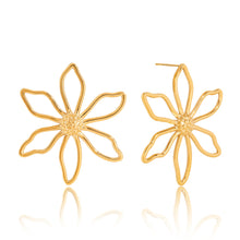 Load image into Gallery viewer, Stainless steel electroplated 18K flower earrings