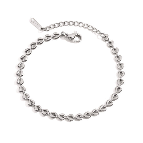 Stainless steel heart-shaped bracelet
