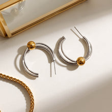 Load image into Gallery viewer, Stainless steel C-shaped ear rings with gold and silver color combinations