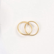 Load image into Gallery viewer, One stainless steel double-ring wound ring