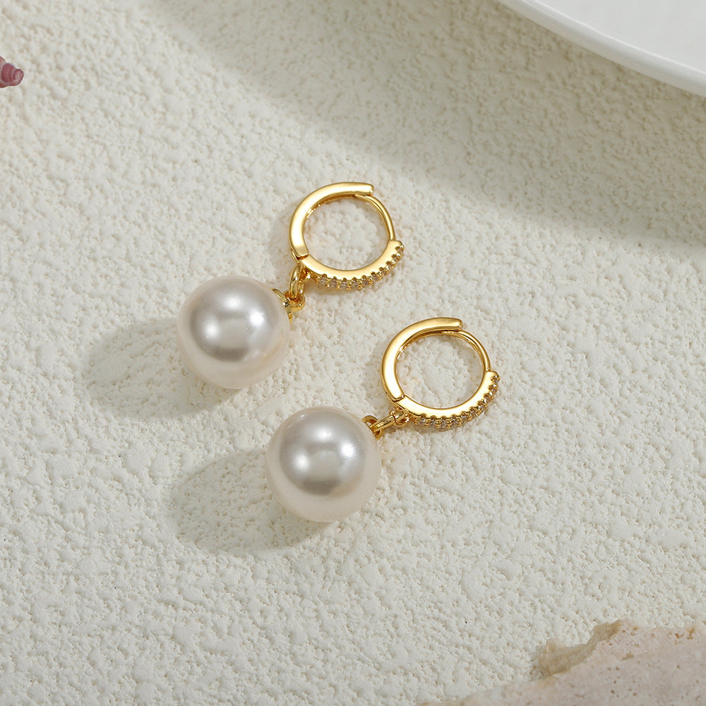 Imitation pearl earrings