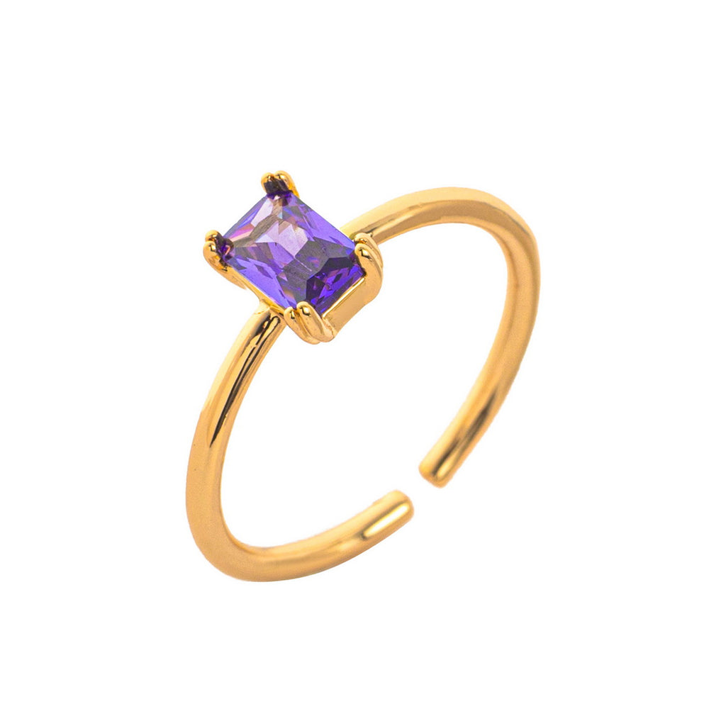 A December birthstone colored zircon copper ring