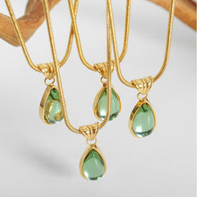Load image into Gallery viewer, Stainless steel gold-plated teardrop-shaped green glass stone pendant necklace