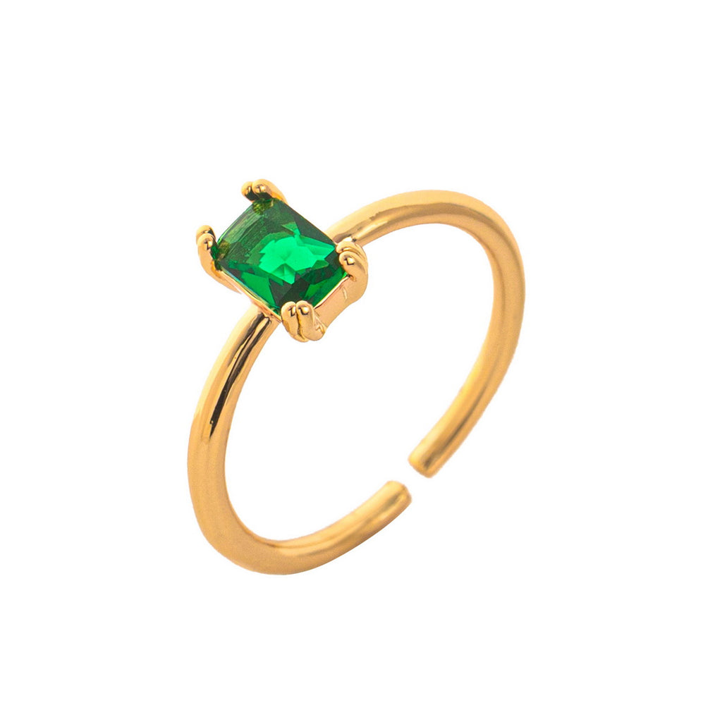 A December birthstone colored zircon copper ring