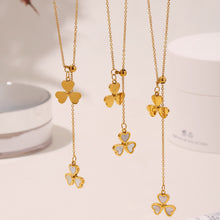 Load image into Gallery viewer, Stainless steel gold-plated natural mother-of-pearl heart-shaped three-leaf flower pendant, pull-out adjustable necklace, collarbone chain