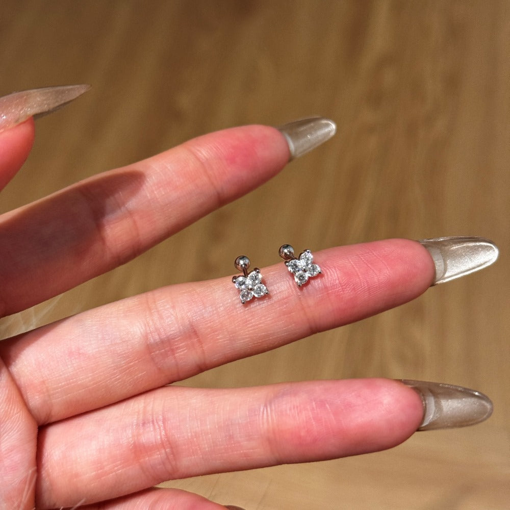 S925 sterling silver four-leaf claw diamond stud earrings