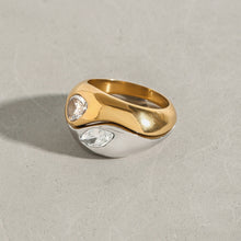 Load image into Gallery viewer, Stainless steel gold steel ring with zirconium inlay