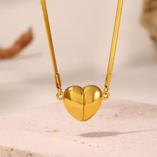 Load image into Gallery viewer, Stainless steel heart-shaped magnet detachable pendant necklace collarbone chain