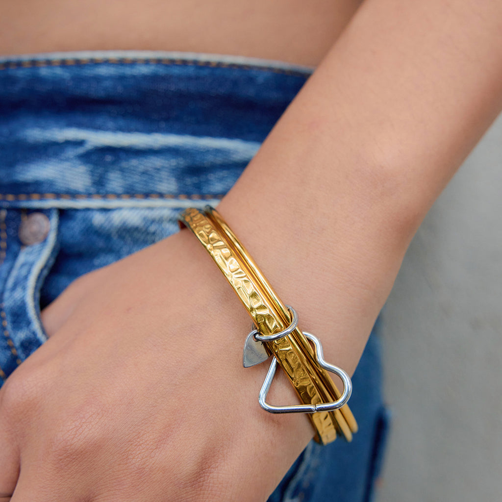 18K gold stainless steel gold and silver color-matched hammer-patterned heart-shaped clasp bracelet