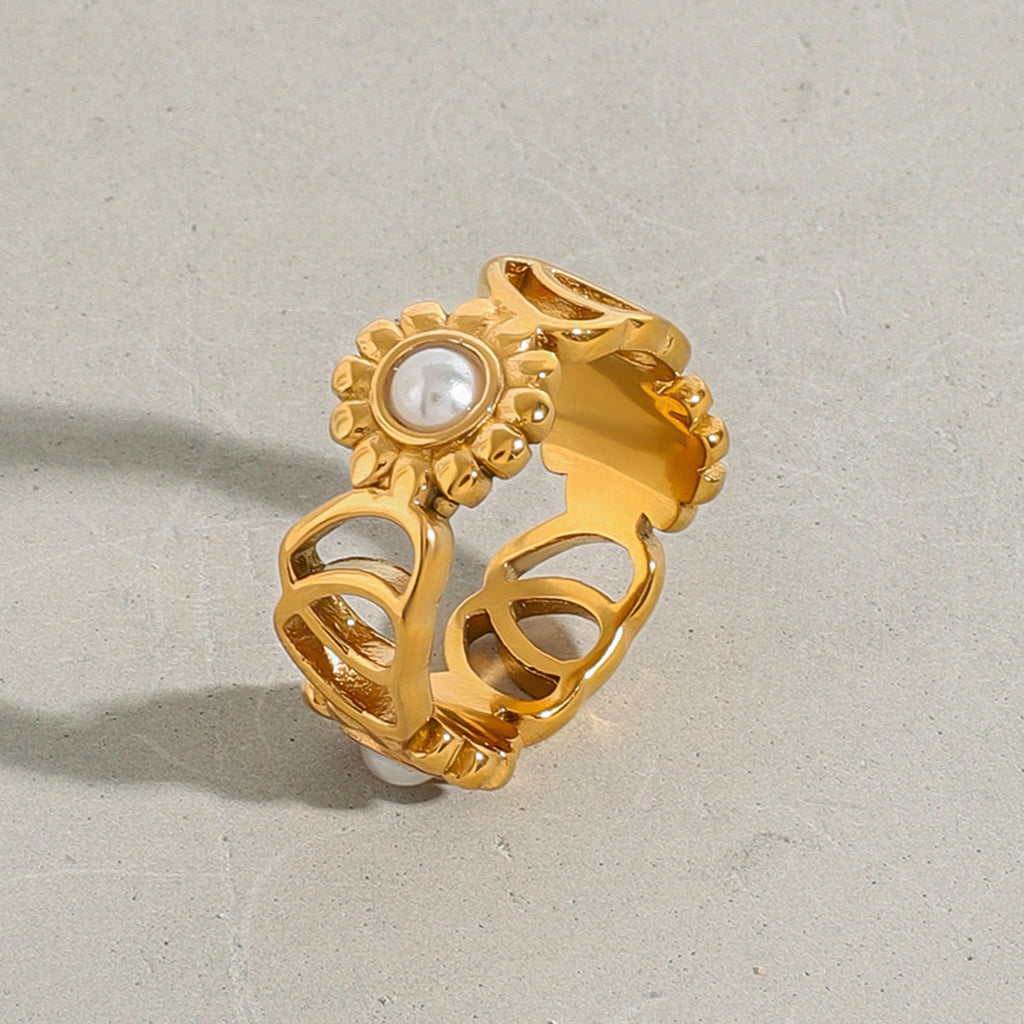 Stainless steel sunflower heart pearl closed ring