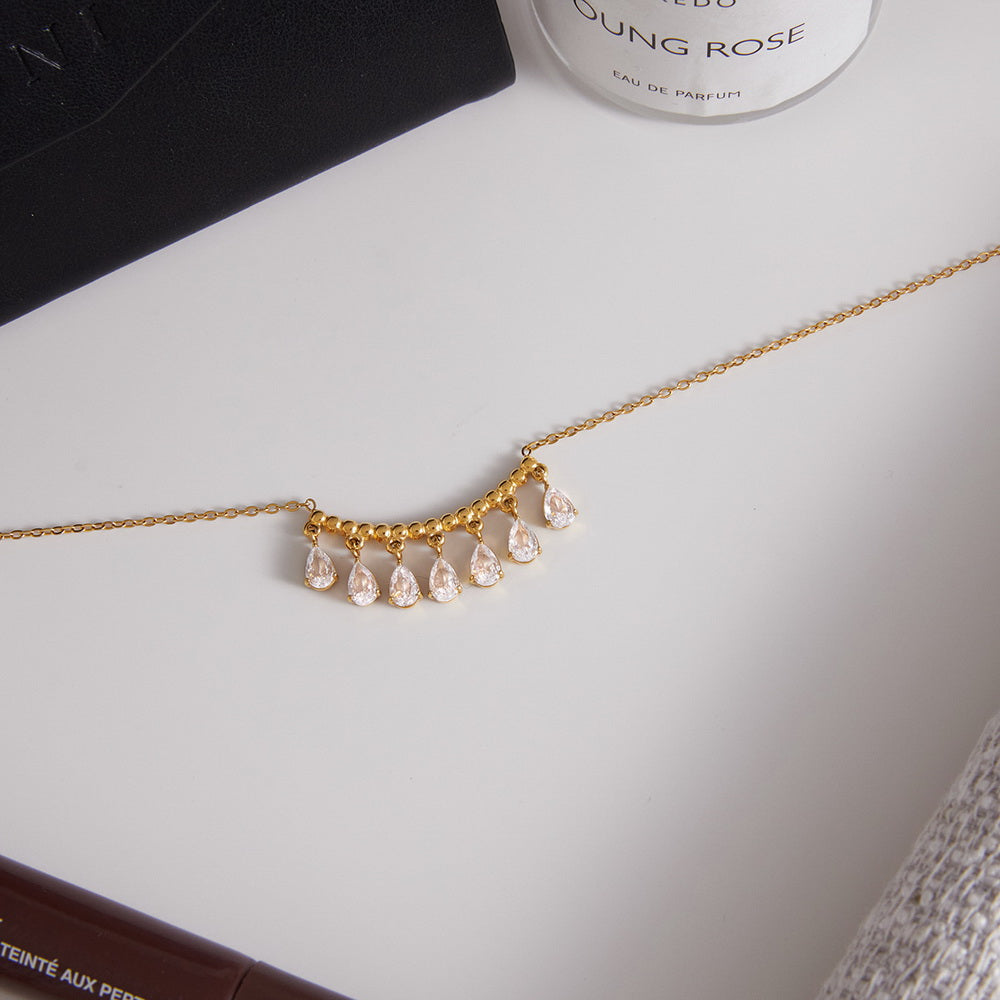 Golden stainless steel teardrop-shaped zircon necklace
