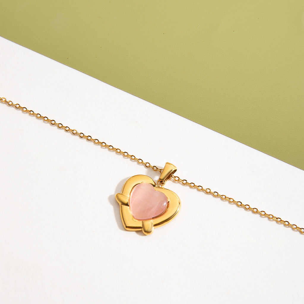 18K gold stainless steel pink cat's eye heart-shaped necklace