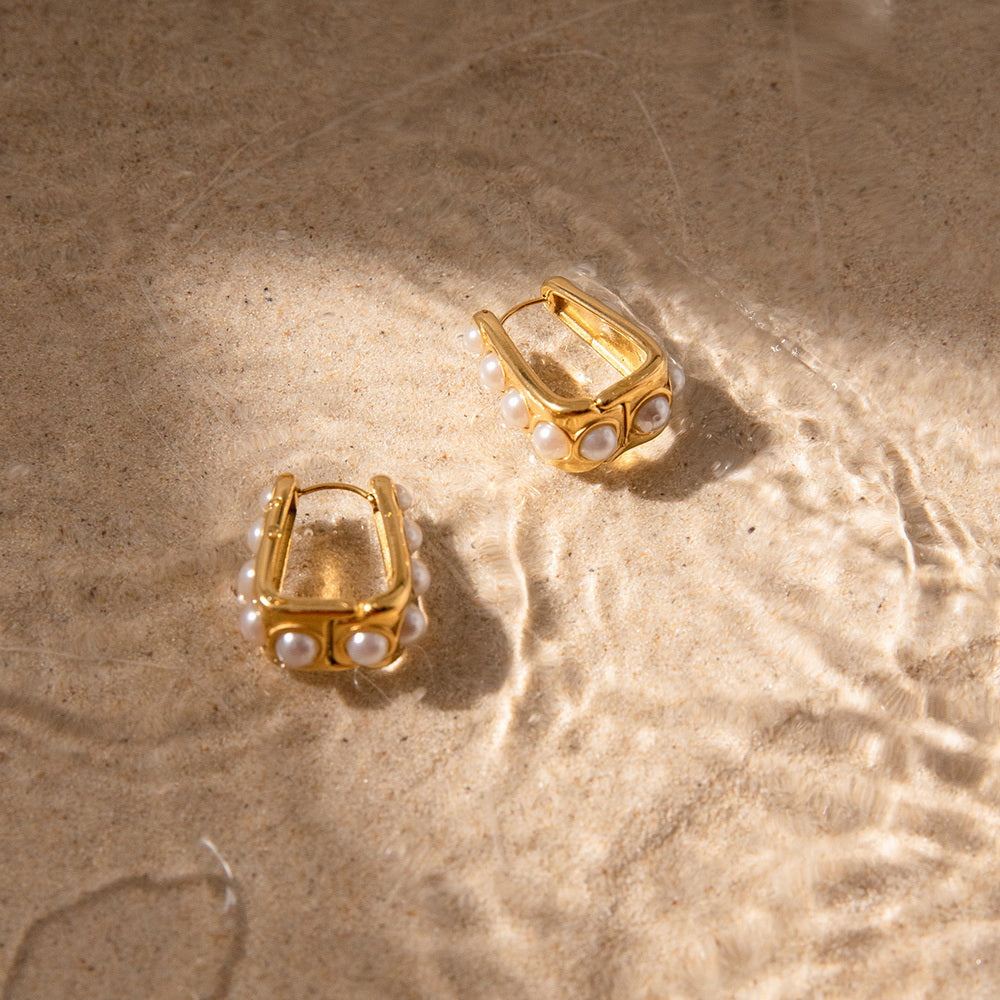 Golden stainless steel pearl earrings