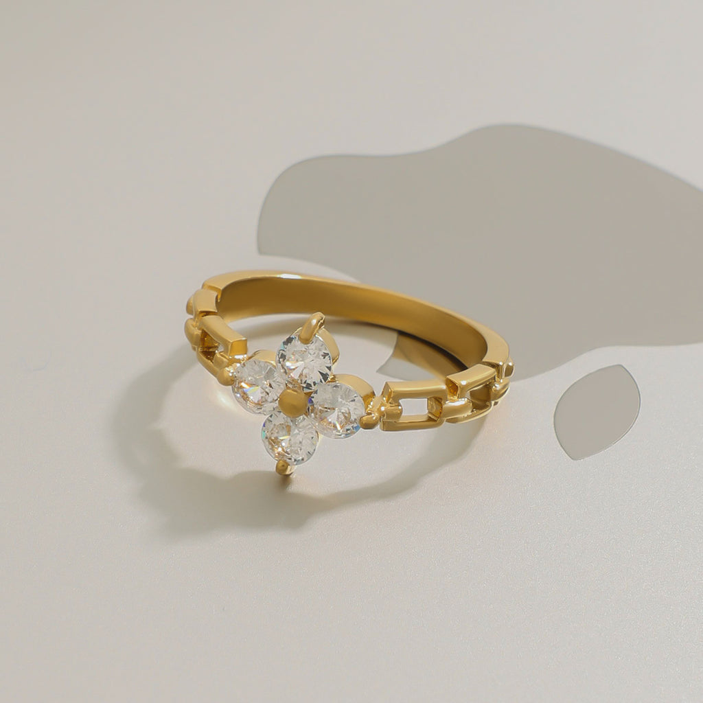 Stainless steel white zircon four-leaf clover ring