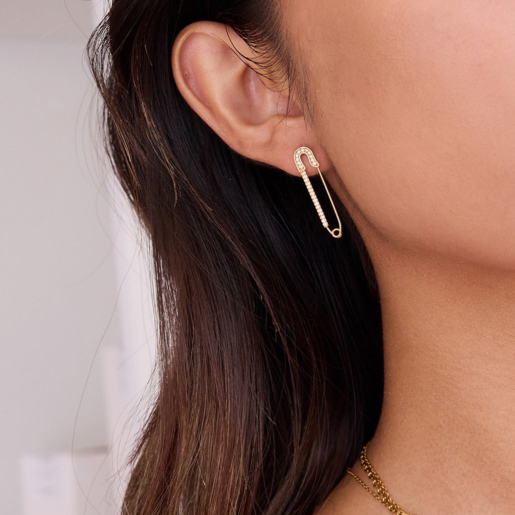 Stainless steel inlaid rhinestone paperclip earrings and stud earrings